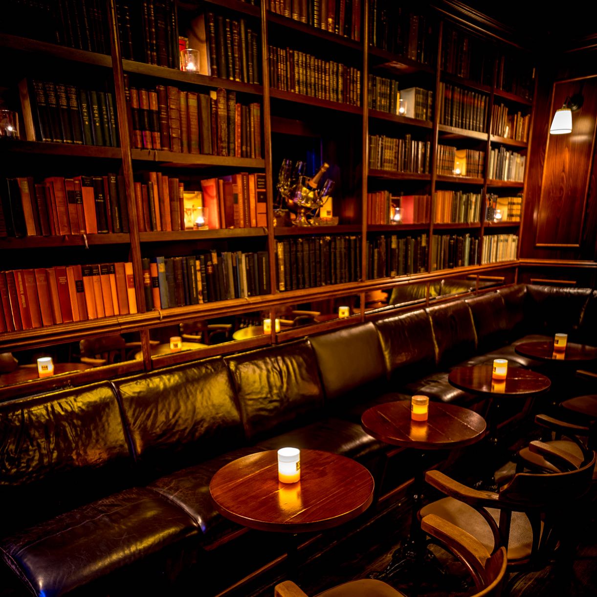 Cigar Lounge Night